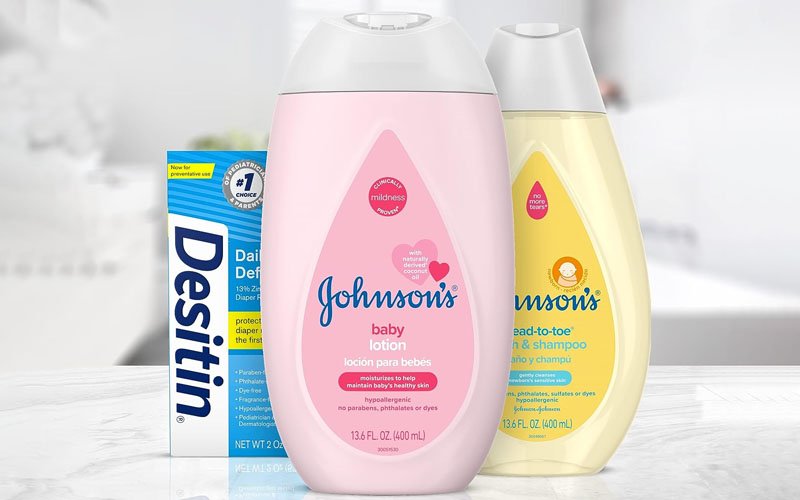 Johnson's gift set includes newborn & toddler essential grooming products